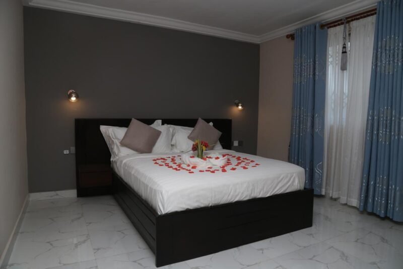 Accommodation Special Package: Breakfast, Lunch/Dinner, and Boat Ride to Adomi Bridge for Two