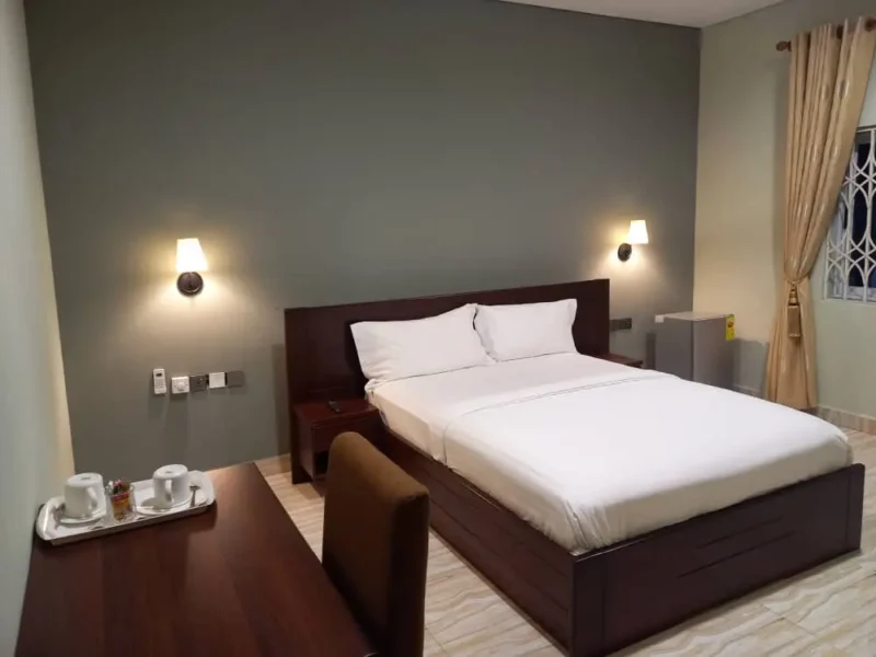 Accommodation Special Package: Breakfast, Lunch/Dinner, and Boat Ride to Adomi Bridge for One